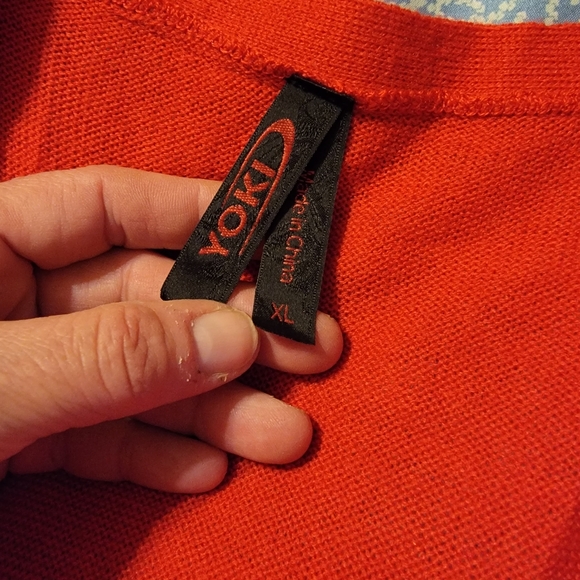 Yoki sweater - Picture 2 of 2